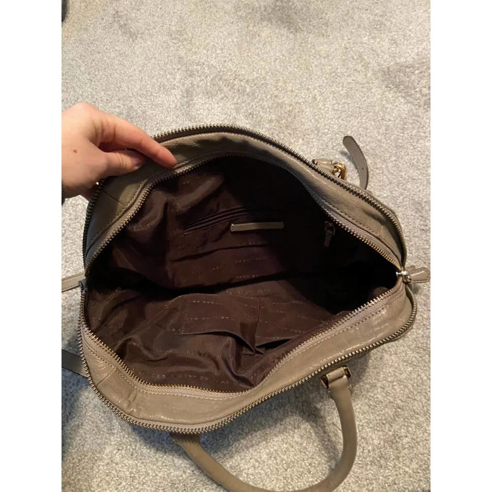 Marc by marc jacobs purse‎ gray